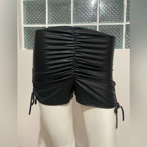 Black sexy faux leather shorts size S
